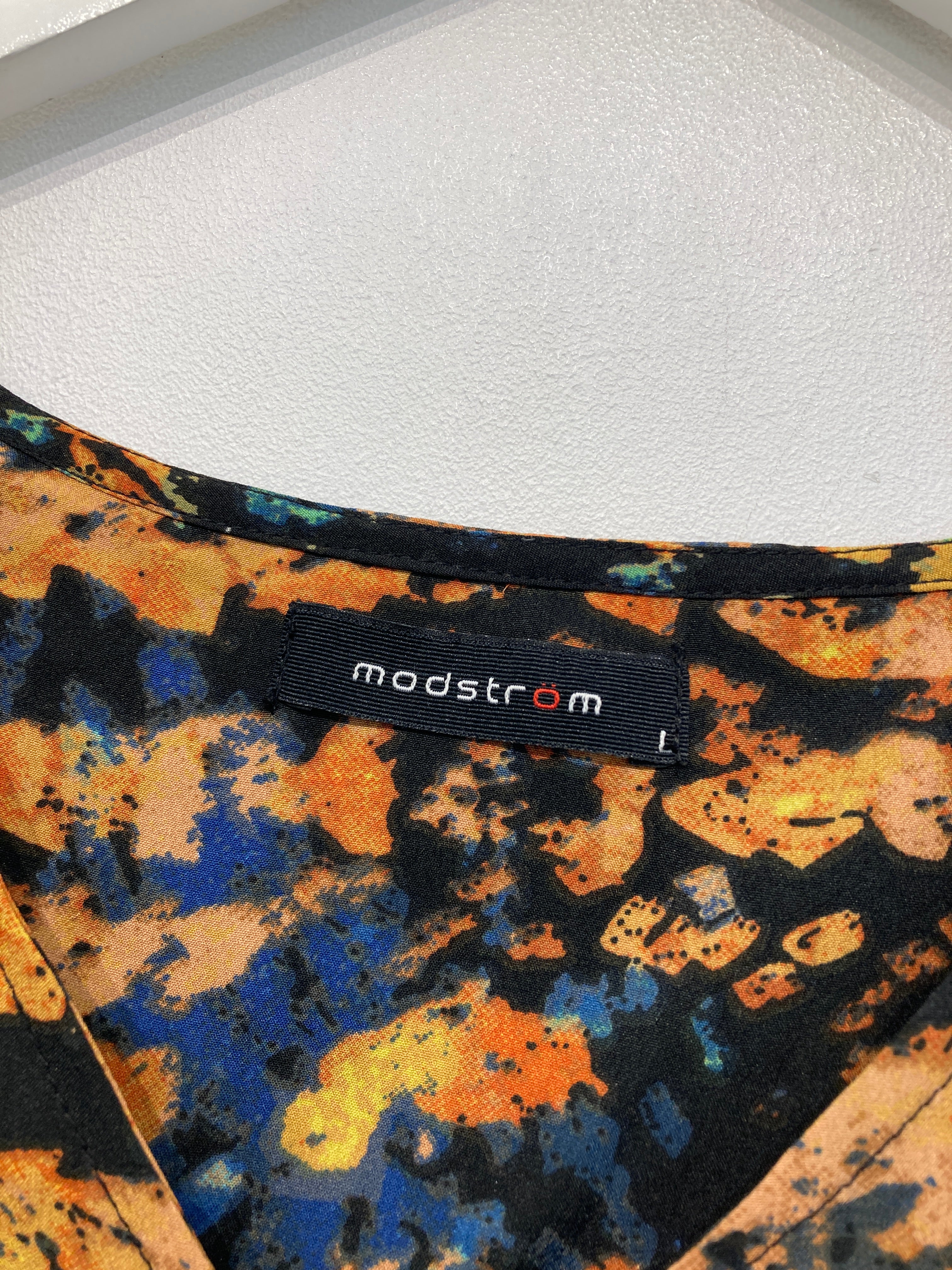 Modström Top